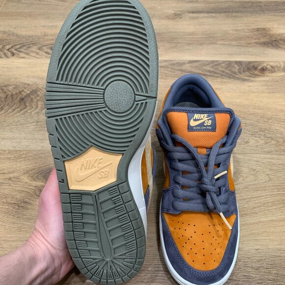 Nike SB Dunk Low Pro "Light Carbon Monarch" - 9.5M - LIGHTLY USED - Picture 6 of 9